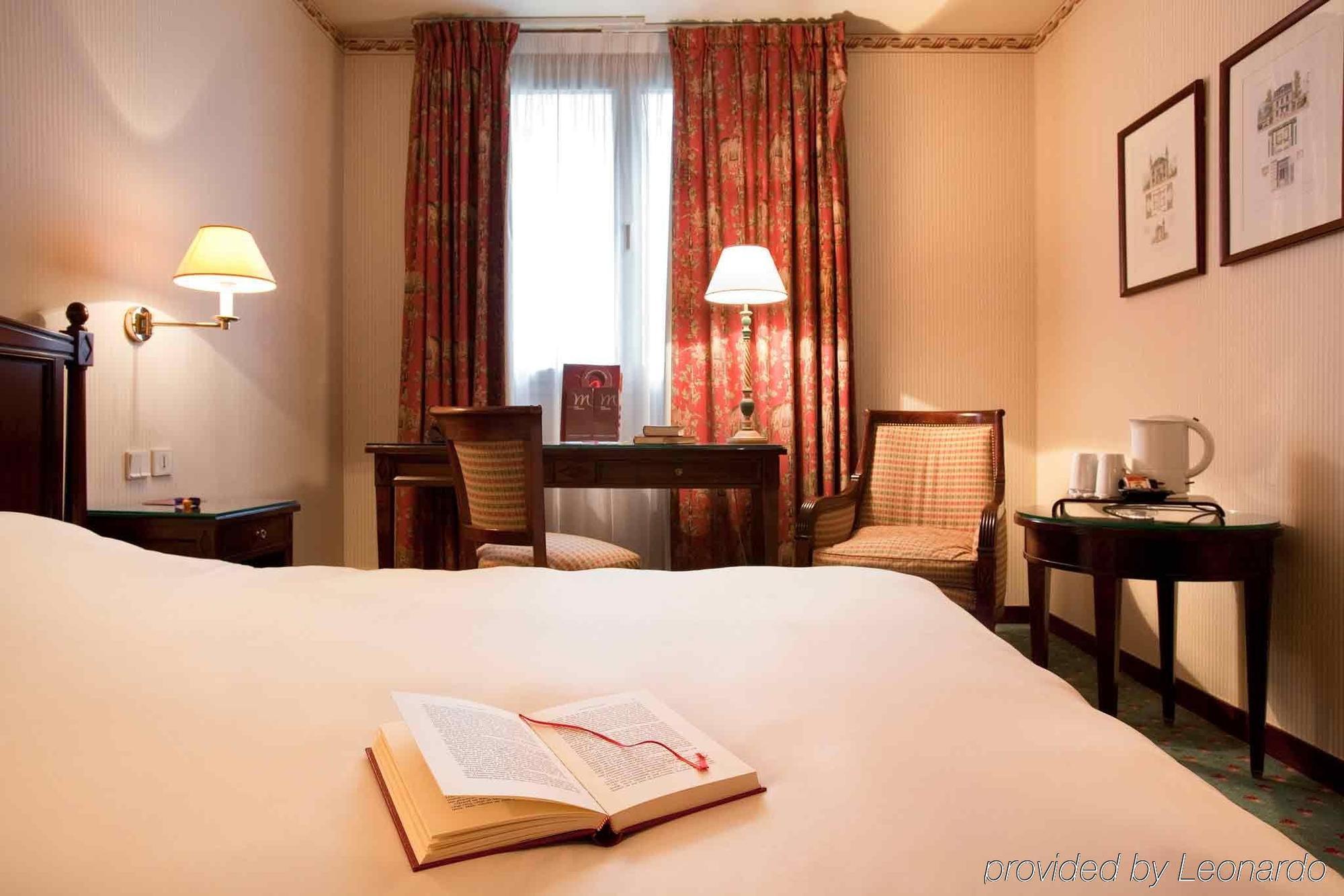 Mercure Tour Eiffel Grenelle Paris Phòng bức ảnh